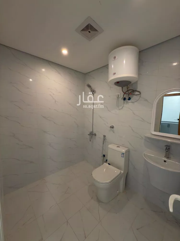 شقة للإيجار في شارع عنيزة, حي الثقبة, مدينة الخبر, المنطقة الشرقية 17