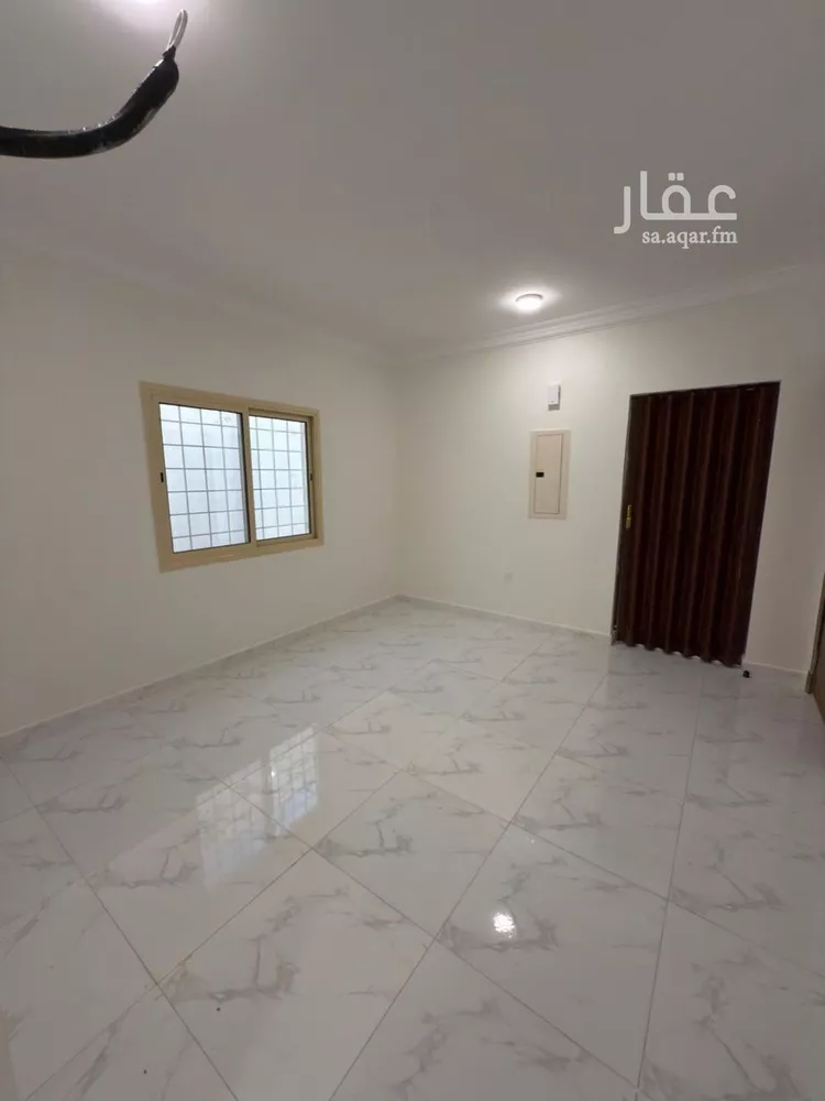 شقة للإيجار في شارع عنيزة, حي الثقبة, مدينة الخبر, المنطقة الشرقية 16