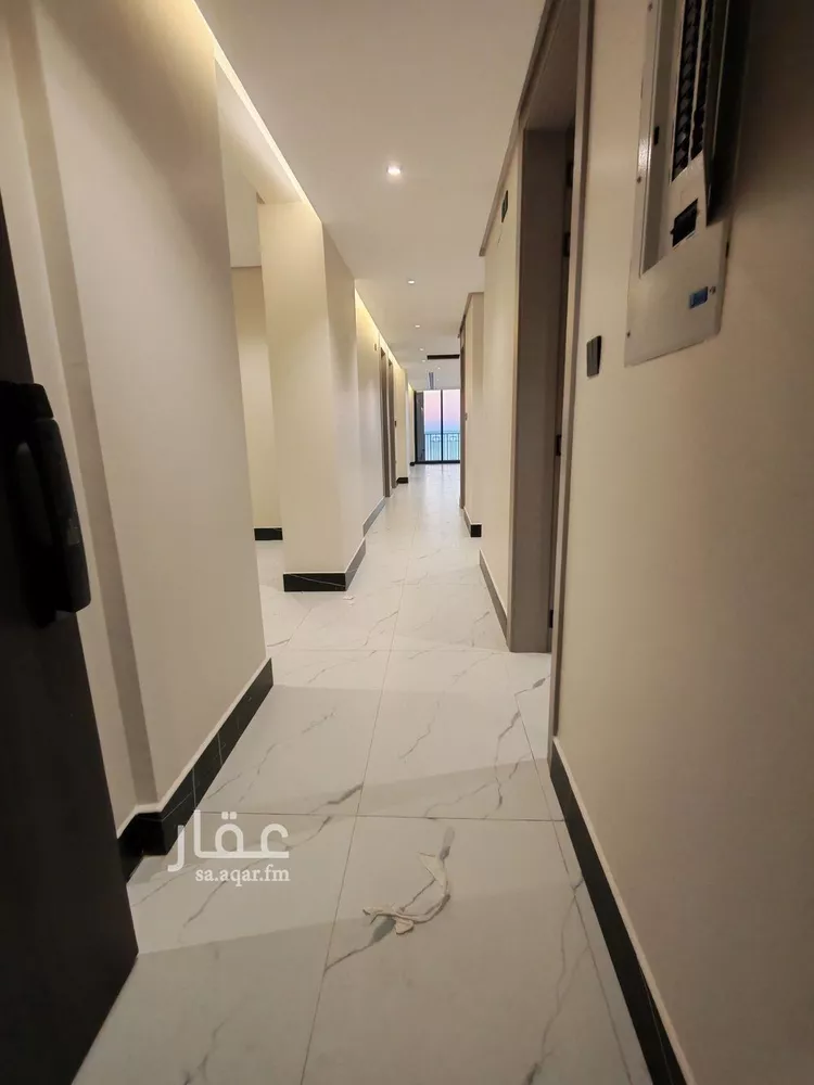 شقة للبيع في شارع الملك عبد الله بن عبدالعزيز, حي الشاطئ الغربي, مدينة الدمام, المنطقة الشرقية صورة 5