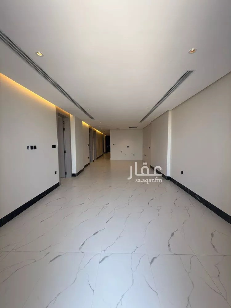 شقة للبيع في شارع الملك عبد الله بن عبدالعزيز, حي الشاطئ الغربي, مدينة الدمام, المنطقة الشرقية صورة 4
