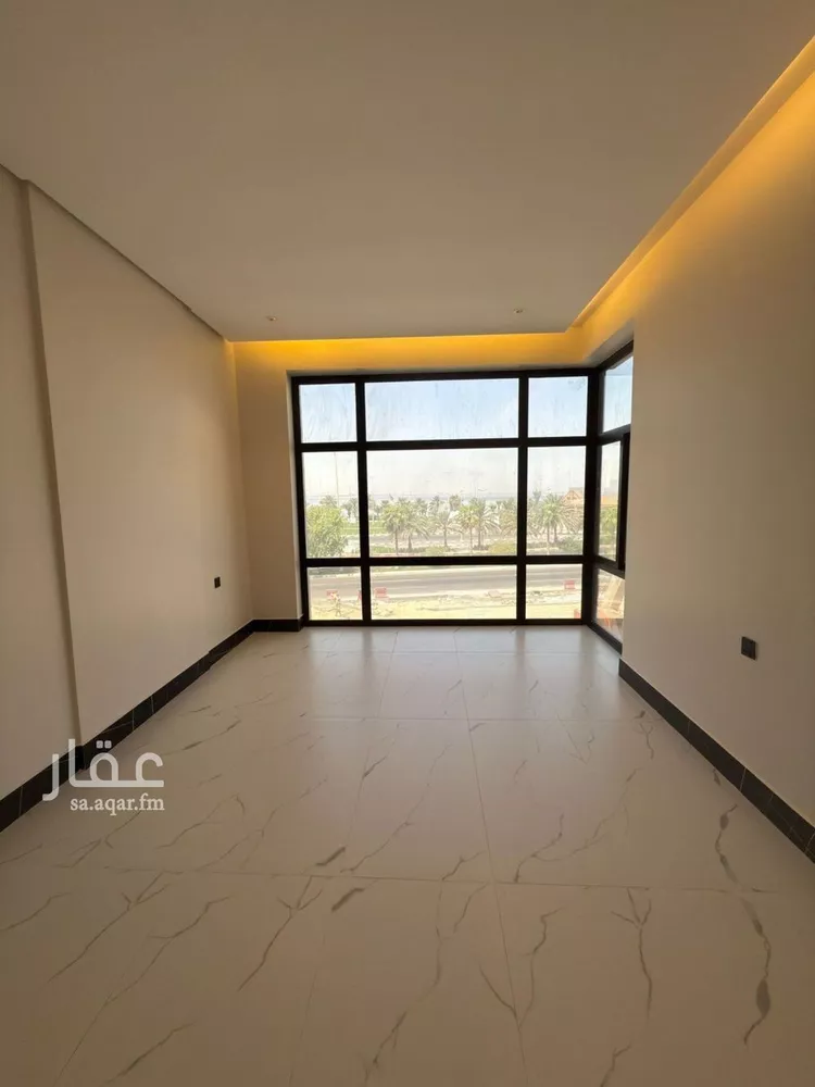 شقة للبيع في شارع الملك عبد الله بن عبدالعزيز, حي الشاطئ الغربي, مدينة الدمام, المنطقة الشرقية