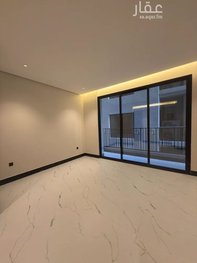 شقة للبيع في شارع الملك عبد الله بن عبدالعزيز, حي الشاطئ الغربي, مدينة الدمام, المنطقة الشرقية صورة 3