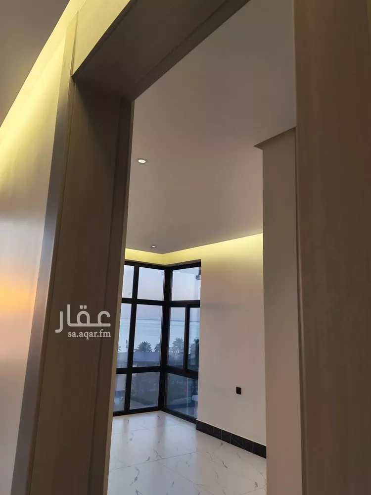 شقة للبيع في شارع الملك عبد الله بن عبدالعزيز, حي الشاطئ الغربي, مدينة الدمام, المنطقة الشرقية صورة 2
