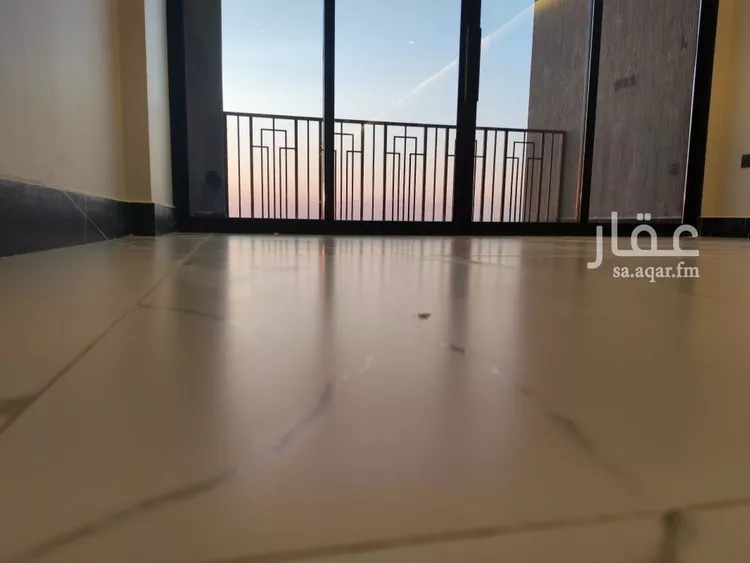 شقة للبيع في شارع الملك عبد الله بن عبدالعزيز, حي الشاطئ الغربي, مدينة الدمام, المنطقة الشرقية صورة 3