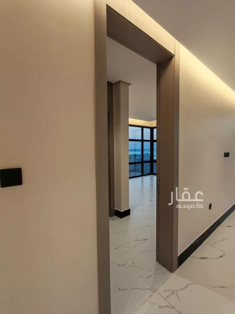 شقة للبيع في شارع الملك عبد الله بن عبدالعزيز, حي الشاطئ الغربي, مدينة الدمام, المنطقة الشرقية صورة 3