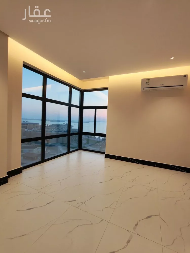 شقة للبيع في شارع الملك عبد الله بن عبدالعزيز, حي الشاطئ الغربي, مدينة الدمام, المنطقة الشرقية صورة 2