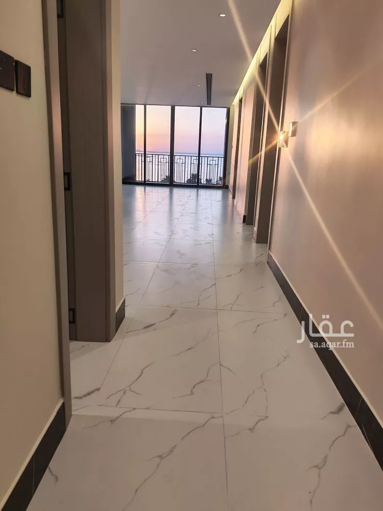 شقة للبيع في شارع الملك عبد الله بن عبدالعزيز, حي الشاطئ الغربي, مدينة الدمام, المنطقة الشرقية
