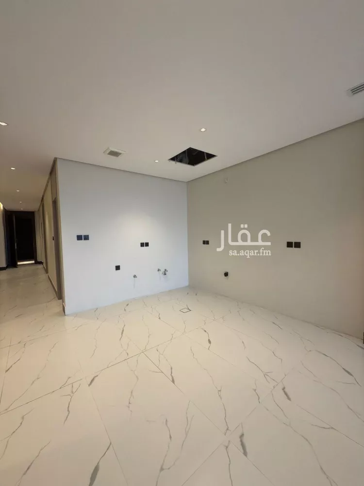 شقة للبيع في شارع الملك عبد الله بن عبدالعزيز, حي الشاطئ الغربي, مدينة الدمام, المنطقة الشرقية صورة 4