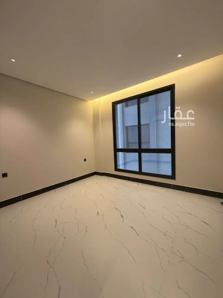 شقة للبيع في شارع الملك عبد الله بن عبدالعزيز, حي الشاطئ الغربي, مدينة الدمام, المنطقة الشرقية صورة 2