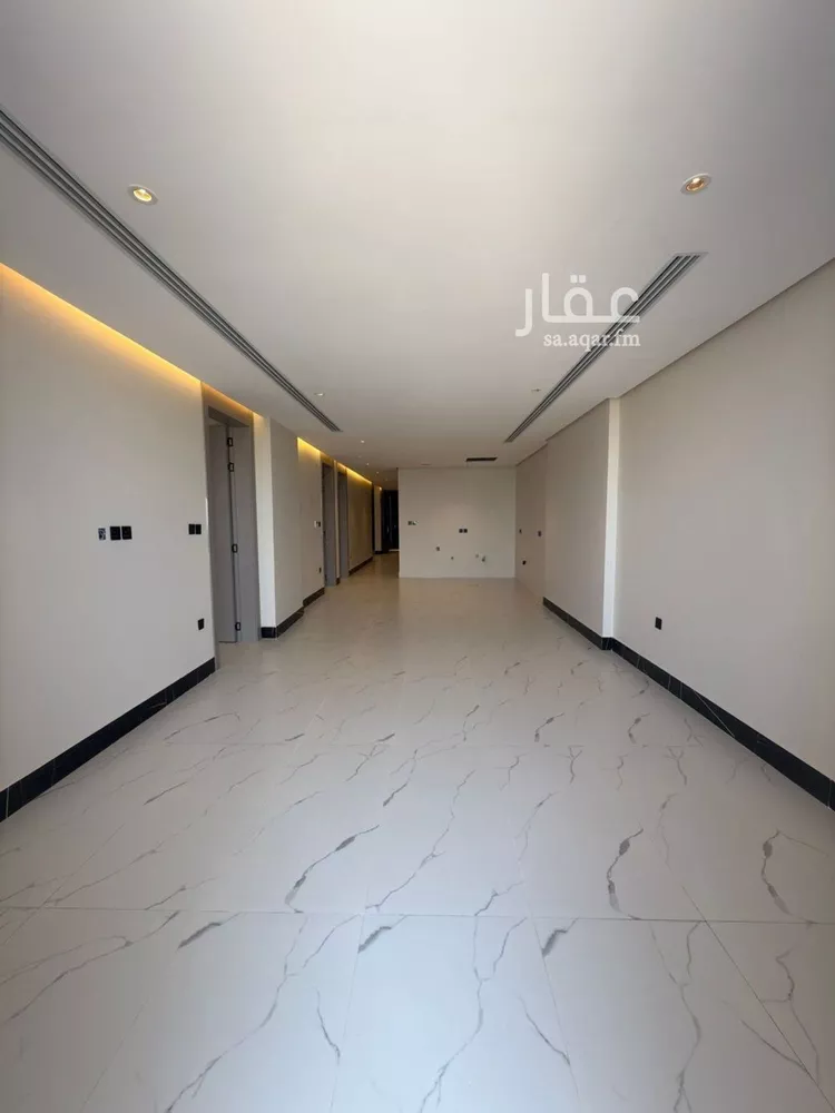شقة للبيع في شارع الملك عبد الله بن عبدالعزيز, حي الشاطئ الغربي, مدينة الدمام, المنطقة الشرقية صورة 2