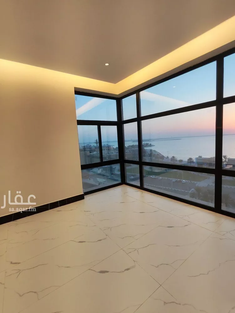 شقة للبيع في شارع الملك عبد الله بن عبدالعزيز, حي الشاطئ الغربي, مدينة الدمام, المنطقة الشرقية صورة 2