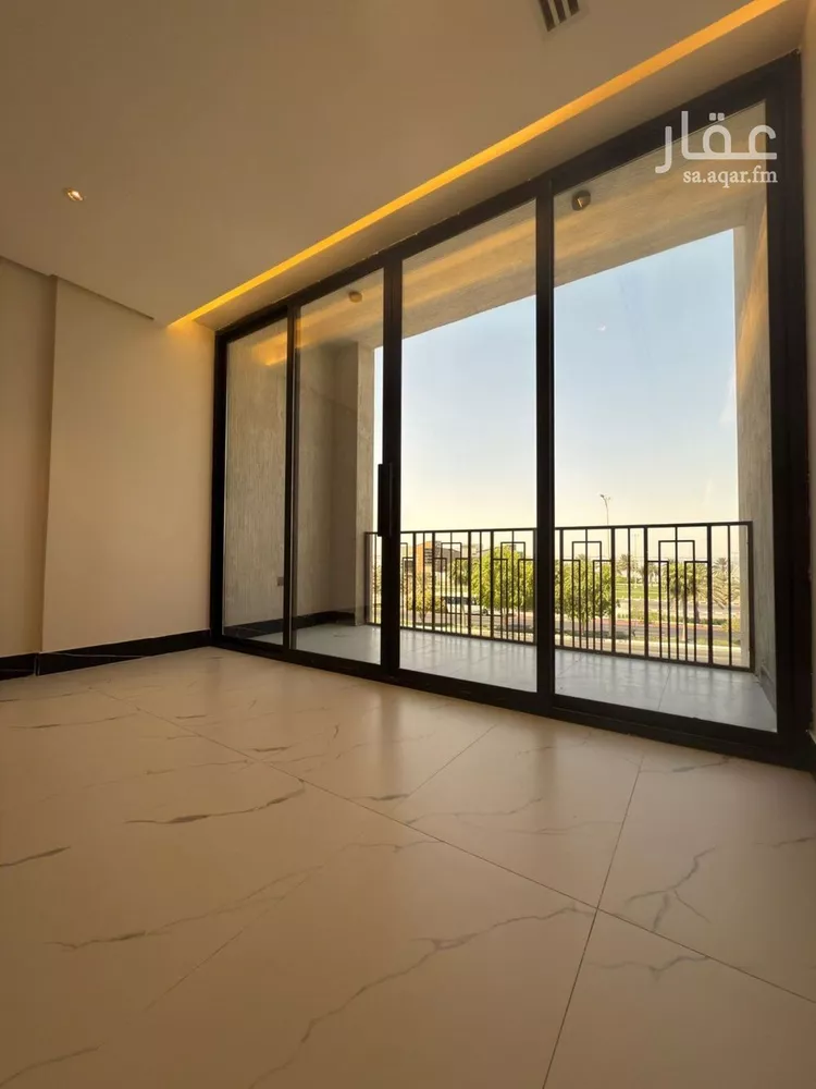 شقة للبيع في شارع الملك عبد الله بن عبدالعزيز, حي الشاطئ الغربي, مدينة الدمام, المنطقة الشرقية صورة 5