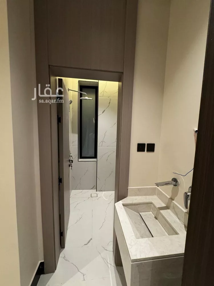 شقة للبيع في شارع الملك عبد الله بن عبدالعزيز, حي الشاطئ الغربي, مدينة الدمام, المنطقة الشرقية صورة 3