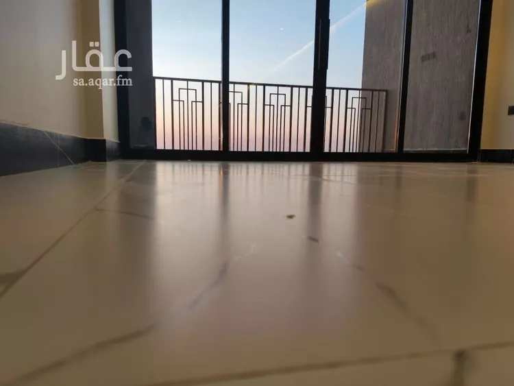 شقة للبيع في شارع الملك عبد الله بن عبدالعزيز, حي الشاطئ الغربي, مدينة الدمام, المنطقة الشرقية صورة 4