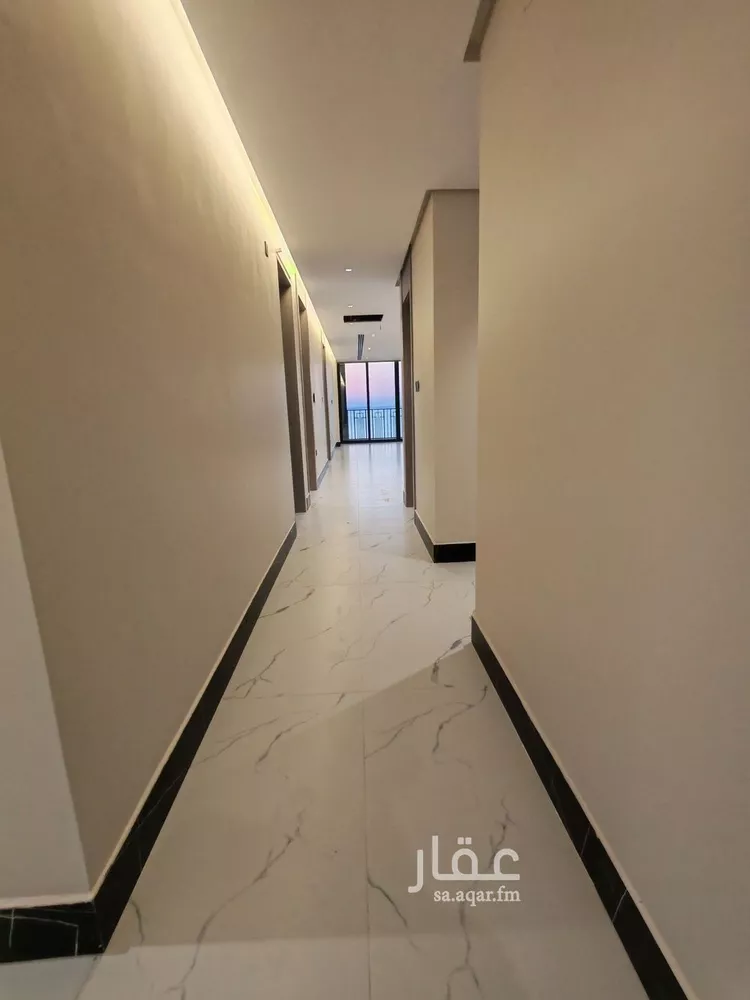 شقة للبيع في شارع الملك عبد الله بن عبدالعزيز, حي الشاطئ الغربي, مدينة الدمام, المنطقة الشرقية صورة 4