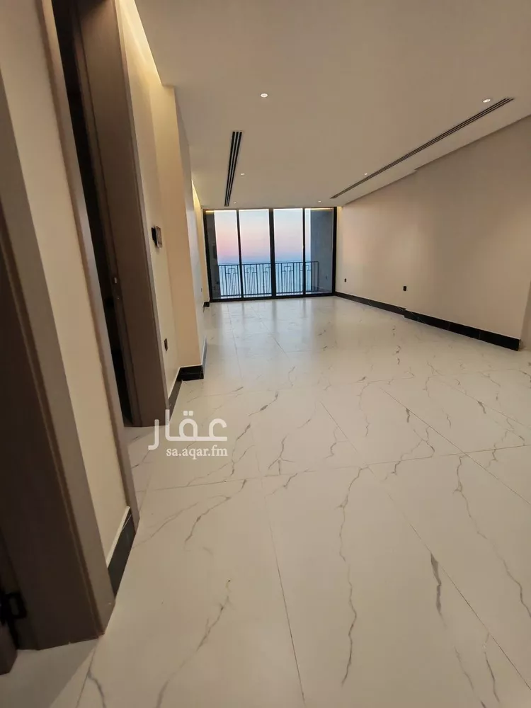 شقة للبيع في شارع الملك عبد الله بن عبدالعزيز, حي الشاطئ الغربي, مدينة الدمام, المنطقة الشرقية صورة 4