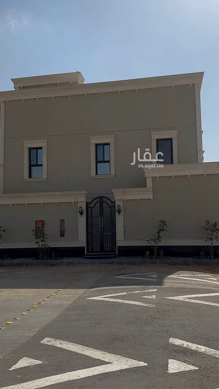 فيلا للبيع في شارع رقم 333, حي ظهرة لبن, مدينة الرياض, منطقة الرياض صورة 2