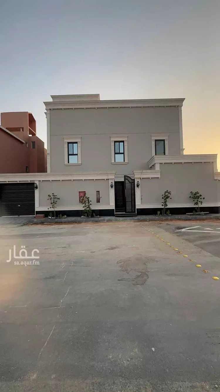 فيلا للبيع في شارع رقم 333, حي ظهرة لبن, مدينة الرياض, منطقة الرياض صورة 2