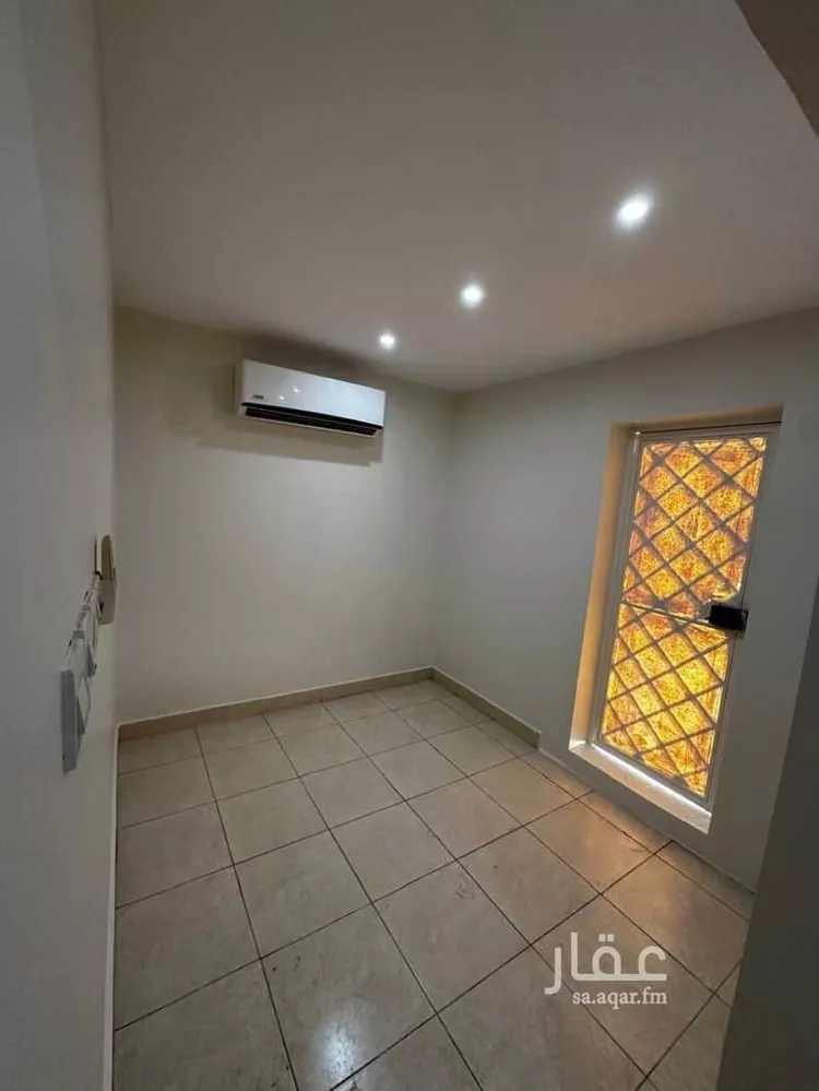 غرفة للإيجار في شارع عبد الله بن سلمان الحمدان, حي الصالحية, مدينة جدة, منطقة مكة المكرمة