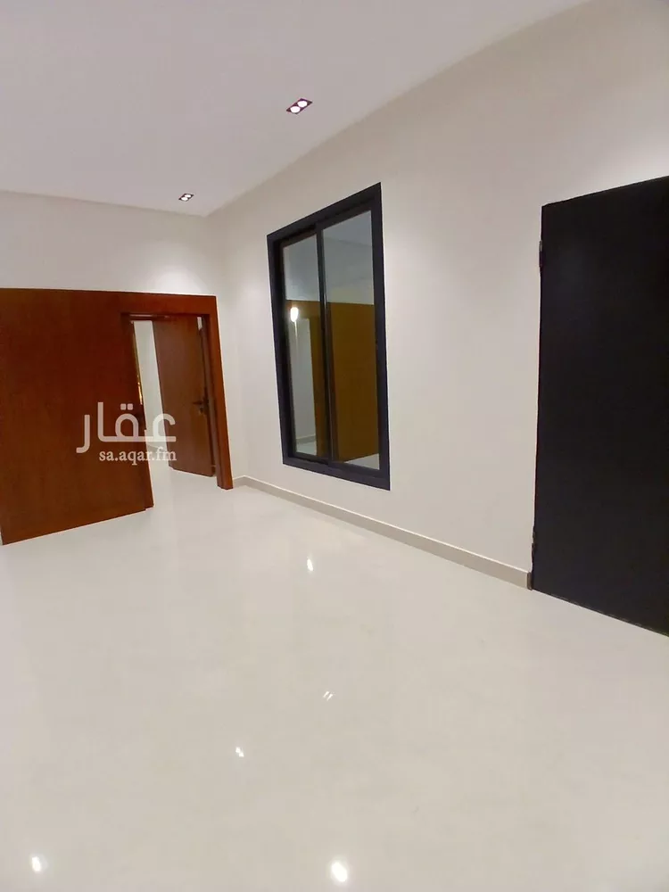 دور للبيع في شارع المتنبي, حي طويق, مدينة الرياض, منطقة الرياض صورة 2