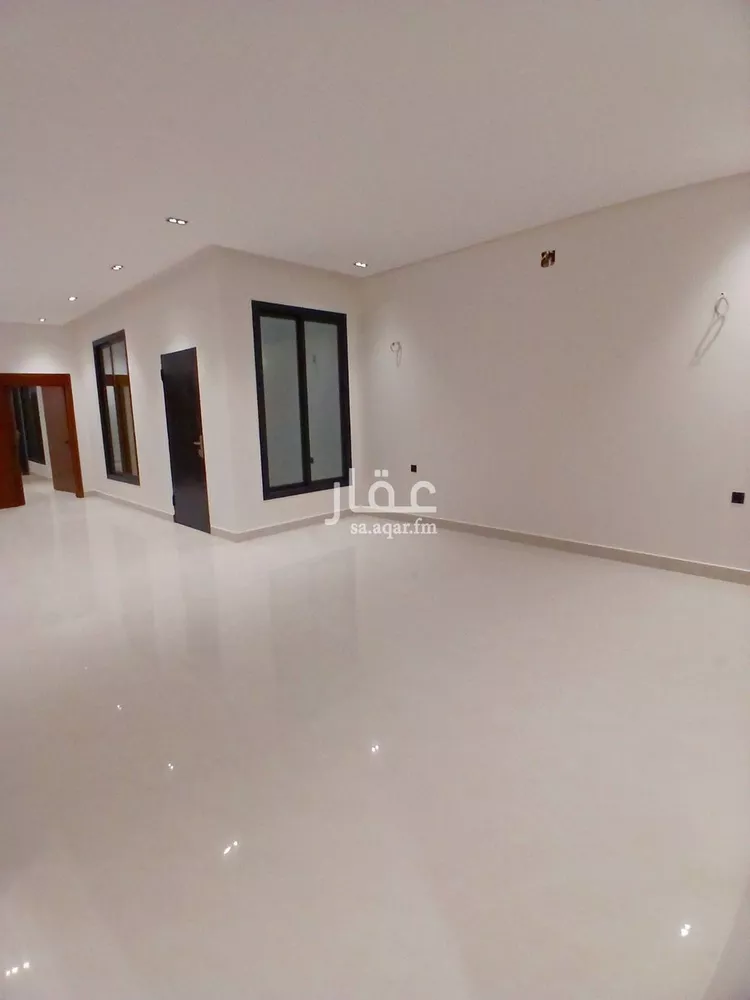 دور للبيع في شارع المتنبي, حي طويق, مدينة الرياض, منطقة الرياض صورة 4