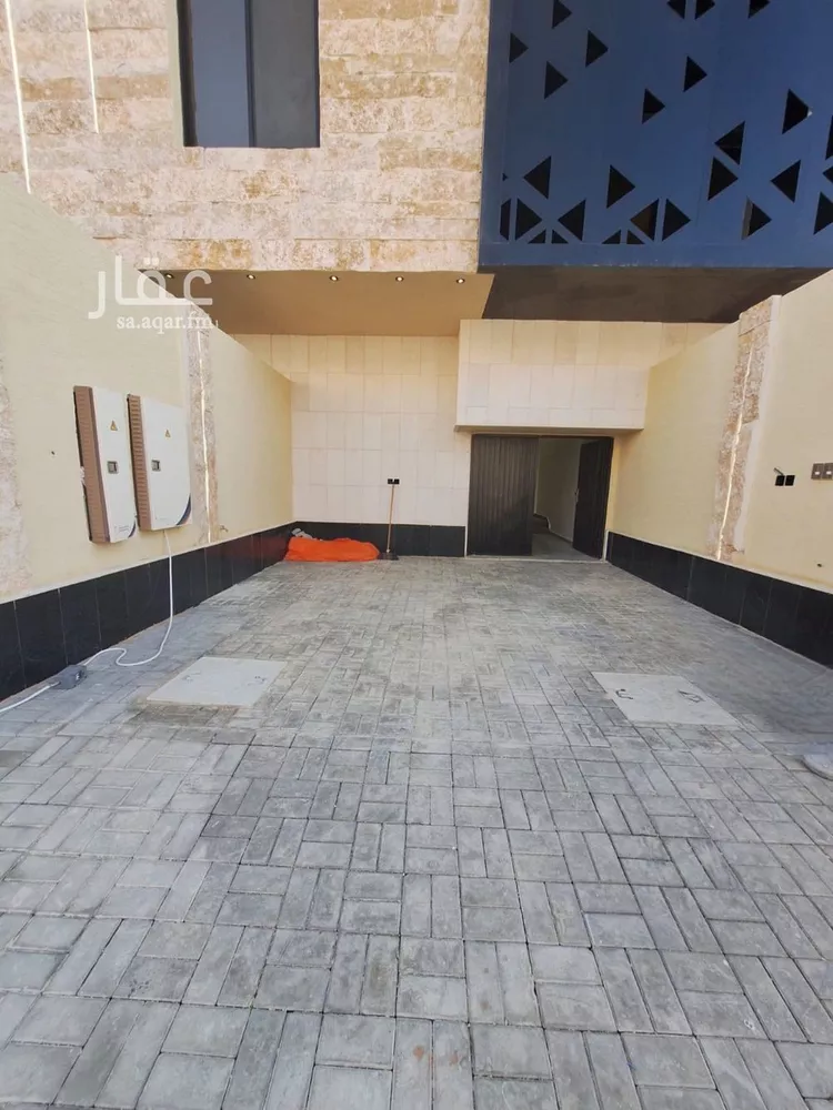 دور للبيع في شارع أحمد الأبشيطي, حي طويق, مدينة الرياض, منطقة الرياض