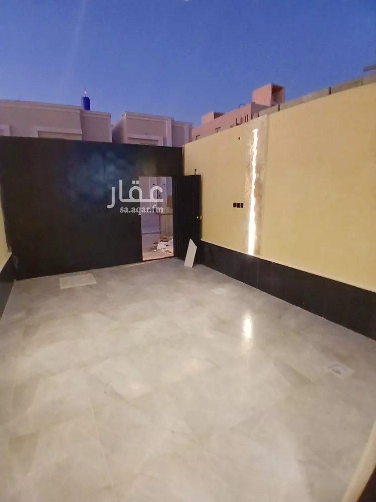 دور للبيع في شارع محمد بن شيبة, حي طويق, مدينة الرياض, منطقة الرياض صورة 4