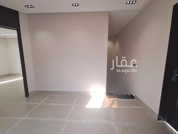 فيلا للبيع في شارع الصفراء, حي العريجاء الغربي, مدينة الرياض, منطقة الرياض صورة 3
