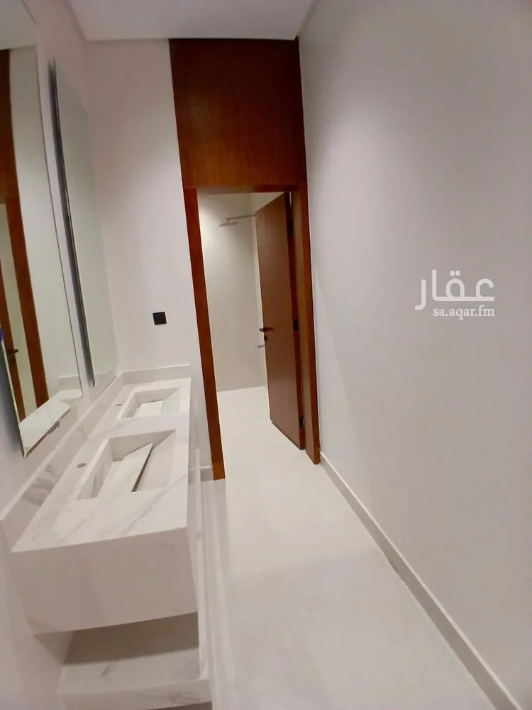 دور للبيع في شارع المتنبي, حي طويق, مدينة الرياض, منطقة الرياض صورة 5