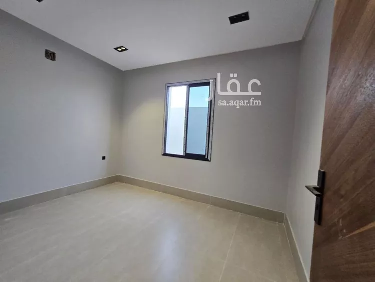 فيلا للبيع في شارع حامد عبدالحفيظ, حي عكاظ, مدينة الرياض, منطقة الرياض صورة 3