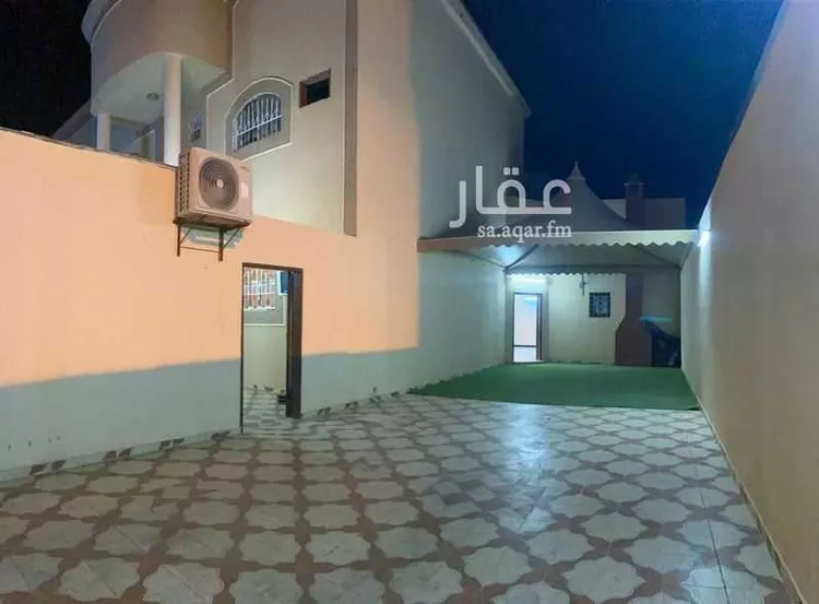 فيلا للبيع في شارع التوباد 45 ، حي السحاب ، ليلى ، الافلاج صورة 4