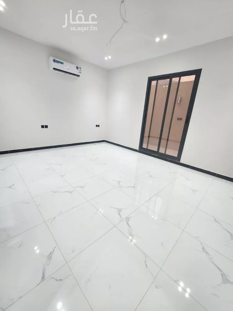 فيلا للبيع في شارع علي الزبيري, حي طويق, مدينة الرياض, منطقة الرياض 11