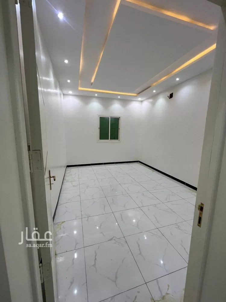 فيلا للإيجار في شارع محمد الرباحي, حي الرمال, مدينة الرياض, منطقة الرياض 14