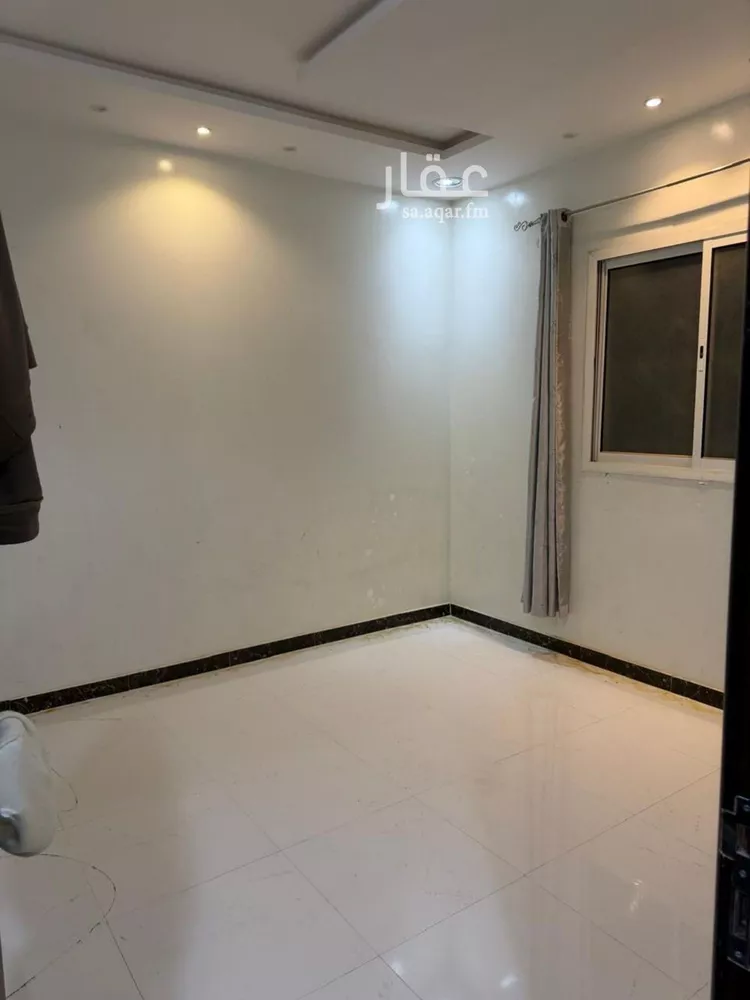 شقة للإيجار في شارع محمد بن أبي السعادات, حي عكاظ, مدينة الرياض, منطقة الرياض صورة 2