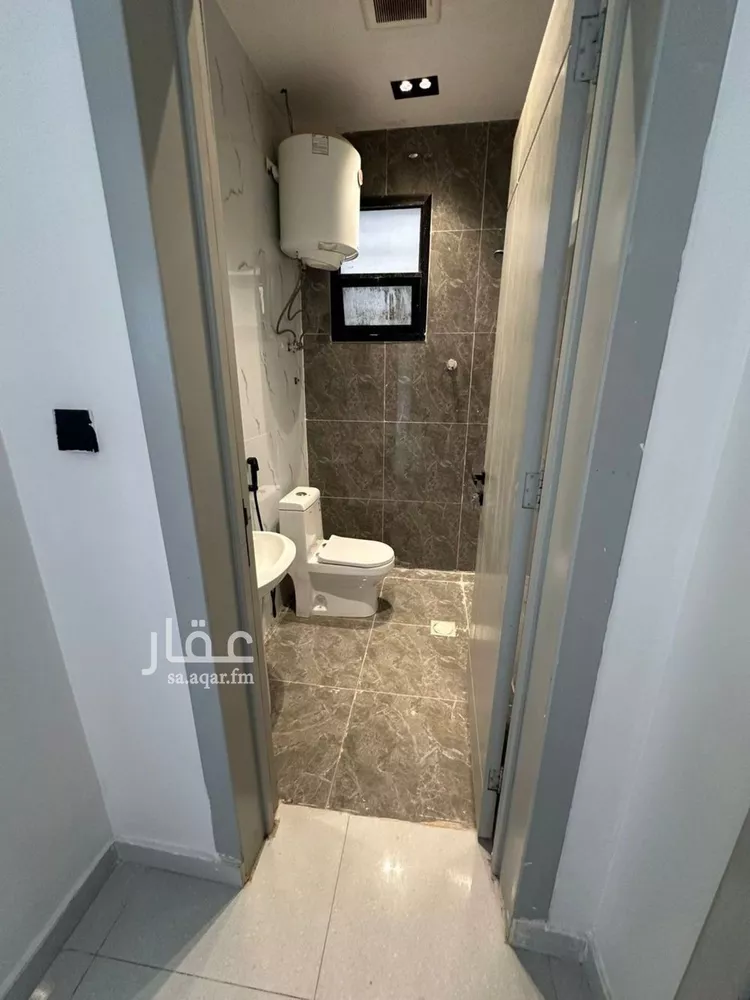 شقة للإيجار في شارع رقم 40, حي بدر, مدينة الرياض, منطقة الرياض صورة 3
