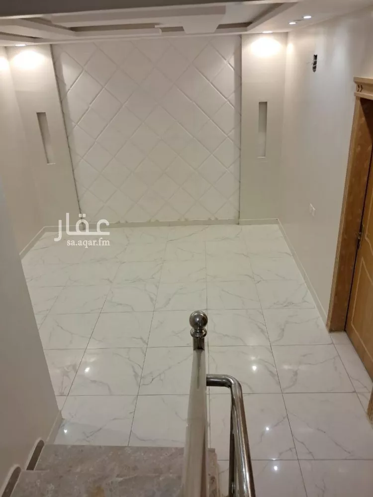 فيلا للإيجار في شارع صالح كمال الدين, حي عكاظ, مدينة الرياض, منطقة الرياض 7