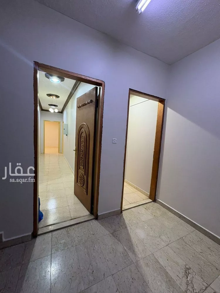 شقة للإيجار في شارع المقاماتي, حي الحمراء, مدينة الرياض, منطقة الرياض صورة 5