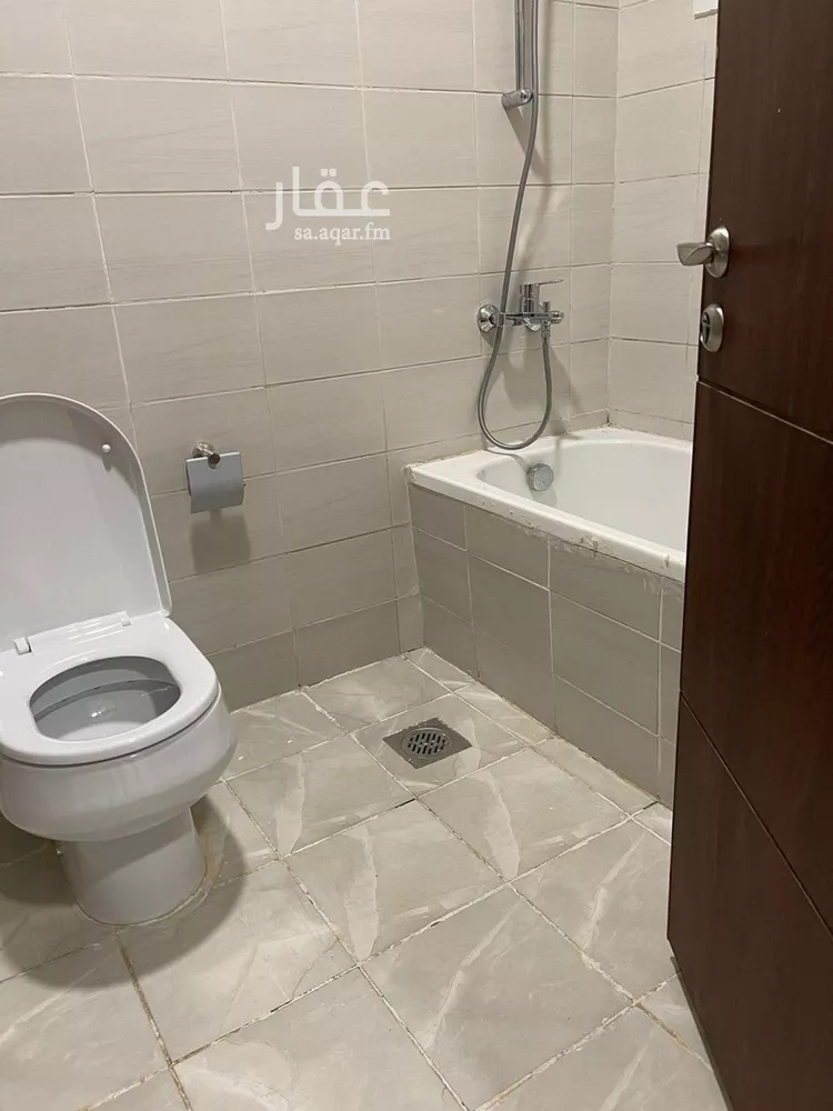Villa for Rent in Riyadh Al Janadriyah صورة 3