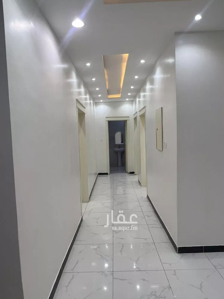 فيلا للإيجار في شارع محمد الرباحي, حي الرمال, مدينة الرياض, منطقة الرياض 15