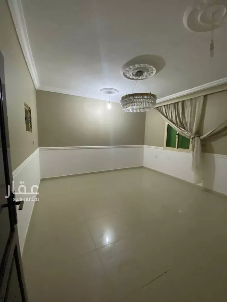 شقة للإيجار في شارع العباس بن عبدالمطلب ، حي الصليب الشرقي ، رابغ ، رابغ