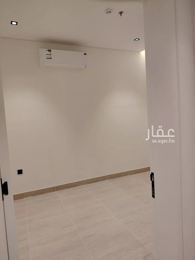 شقة للإيجار في شارع سفيان بن النضر, حي الحمراء, مدينة الخبر, المنطقة الشرقية