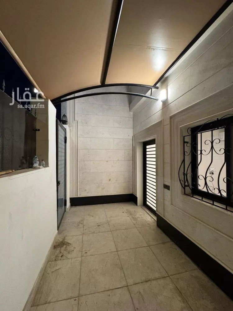 عمارة للبيع في شارع عقبة بن عامر, حي مدينة العمال, مدينة الدمام, المنطقة الشرقية صورة 3