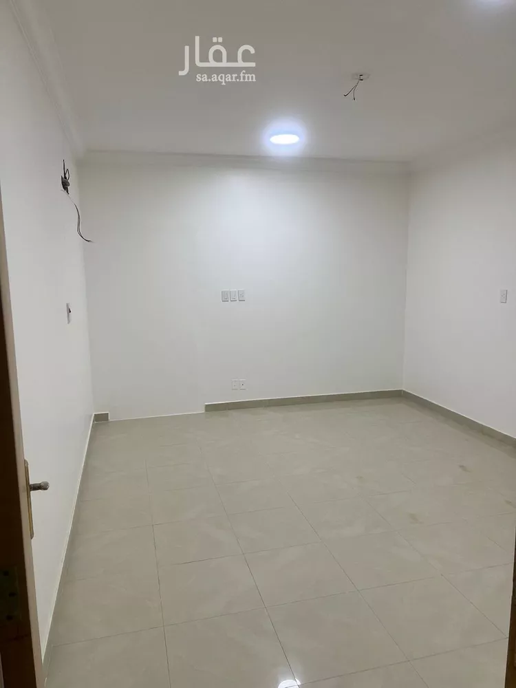 عمارة للإيجار في حي الواحة, مدينة الدمام, المنطقة الشرقية صورة 2