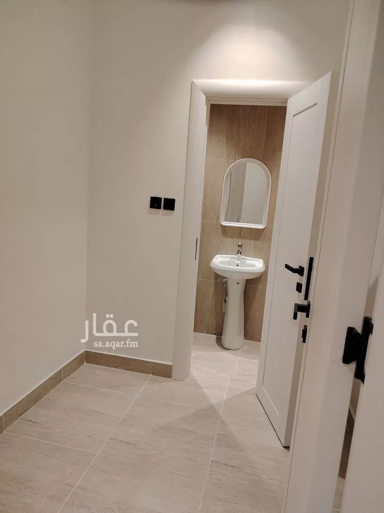 شقة للإيجار في شارع سفيان بن النضر, حي الحمراء, مدينة الخبر, المنطقة الشرقية صورة 2