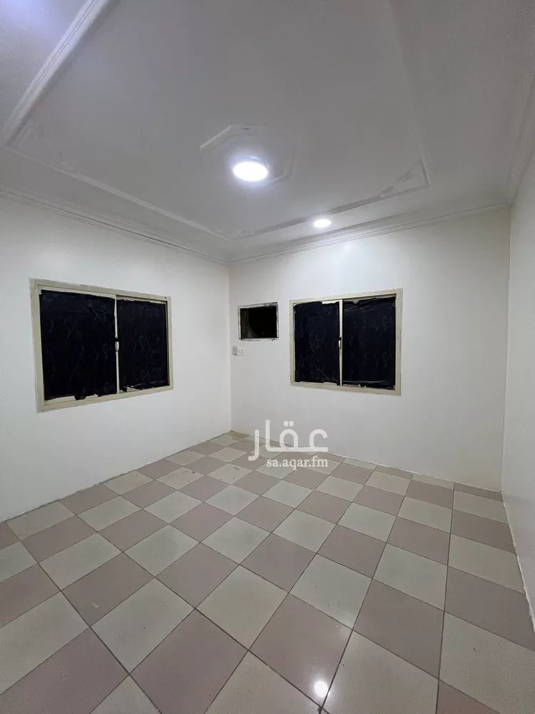 شقة للإيجار في شارع محمد الزهري, حي الزهور, مدينة الدمام, المنطقة الشرقية صورة 3