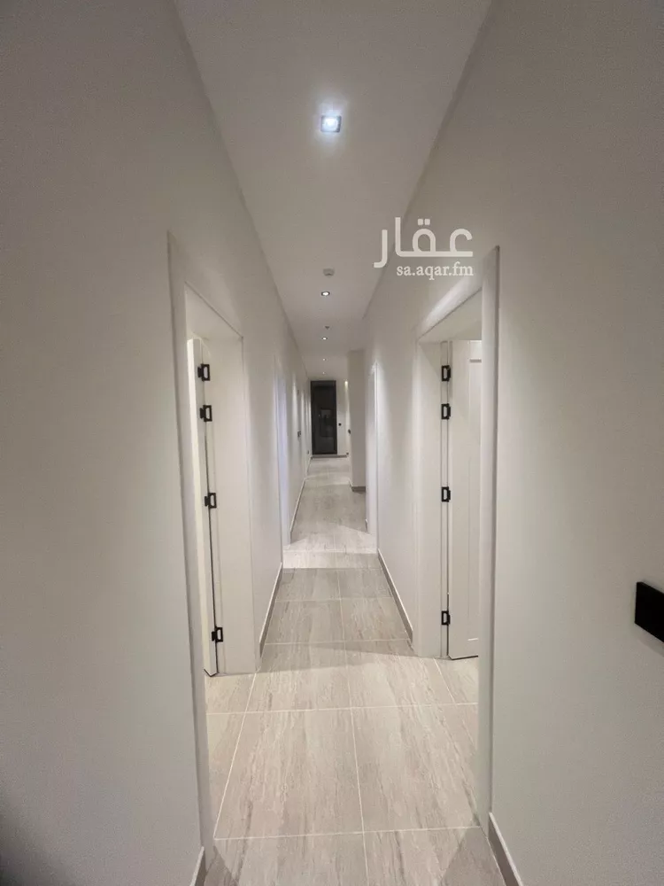 شقة للإيجار في شارع سفيان بن النضر, حي الحمراء, مدينة الخبر, المنطقة الشرقية صورة 4