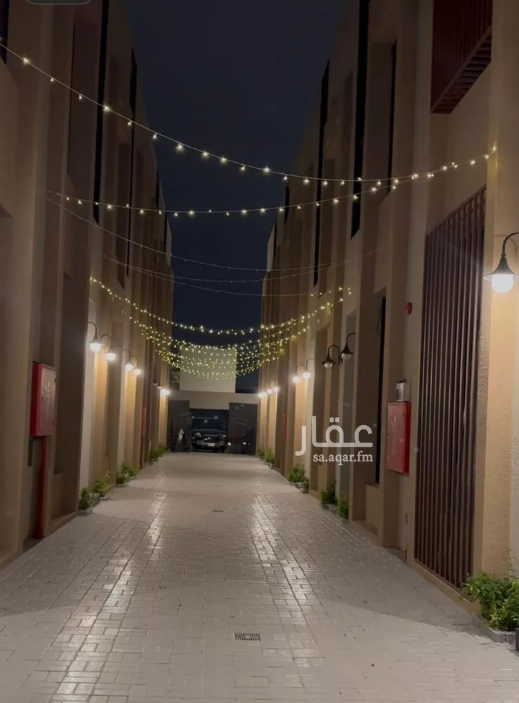 فيلا للإيجار في شارع جبل اللوز, حي الرمال, مدينة الرياض, منطقة الرياض