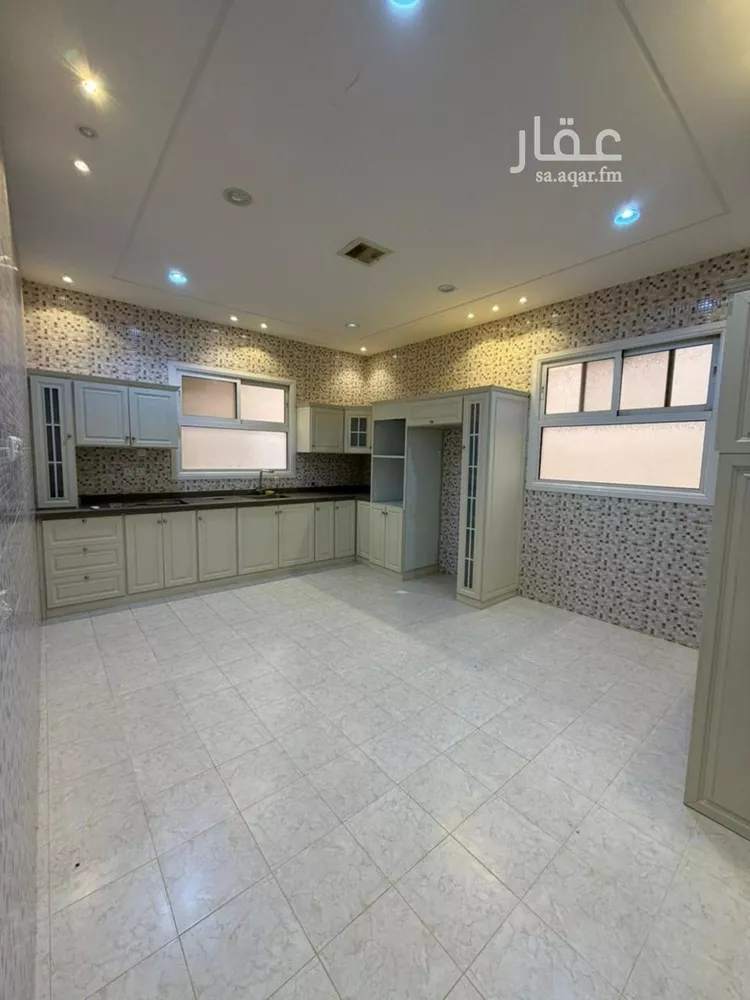 شقة للإيجار في شارع أحمد بن عبداللطيف السنبسي, حي العارض, مدينة الرياض, منطقة الرياض