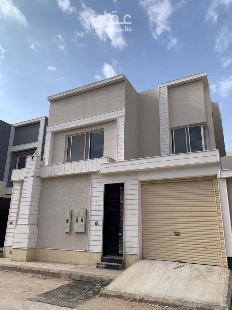 فيلا للإيجار في شارع جبل اللوز, حي الرمال, مدينة الرياض, منطقة الرياض