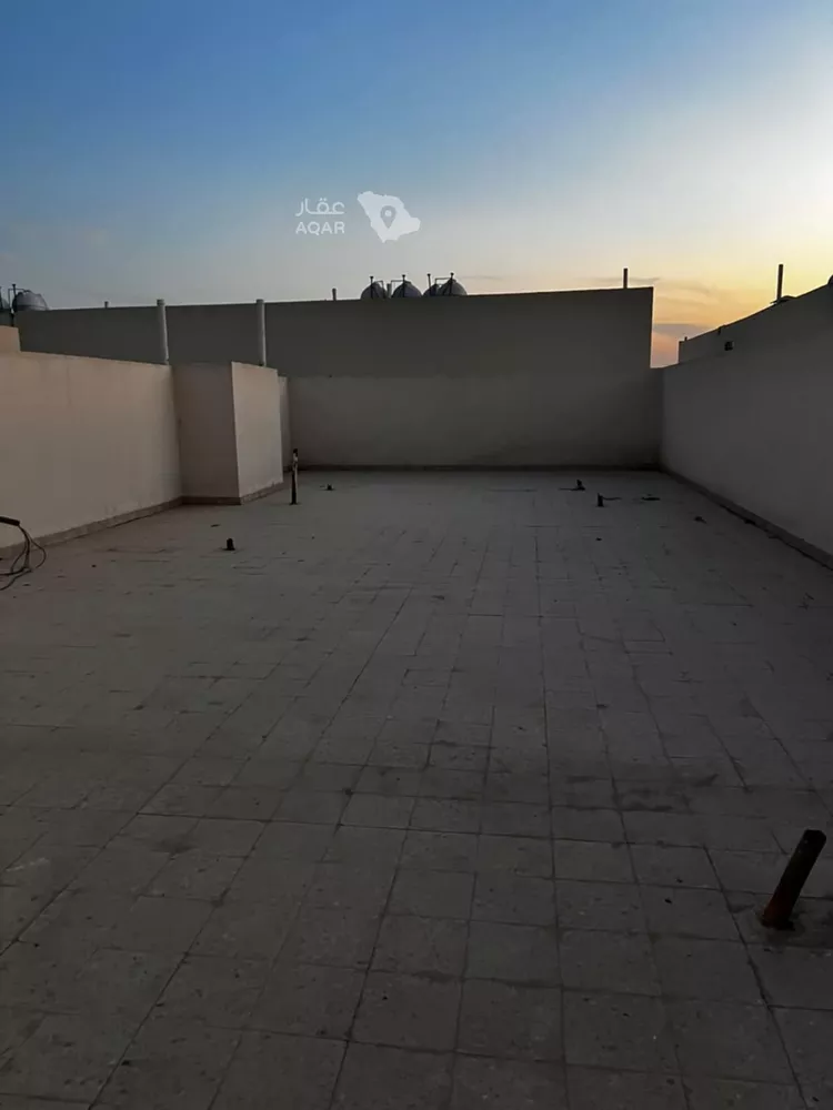 Floor for Rent in Riyadh Ash Shifa 10